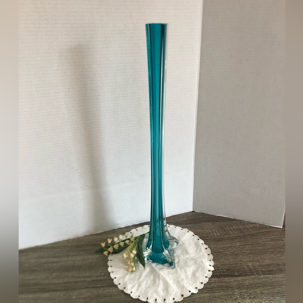 Vtg Hand Blown Glass Eiffel Tower Vase